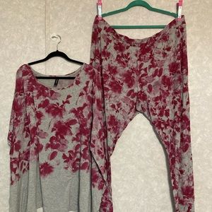Ambrielle pajama set size 3x gray and burgundy